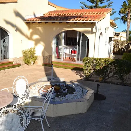 Casa Lolita Holiday home
